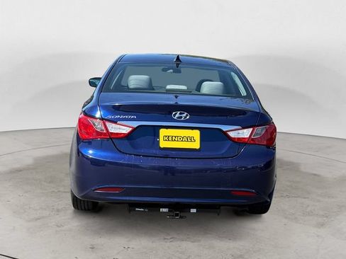 Used 2011 Hyundai Sonata GLS FWD image 4