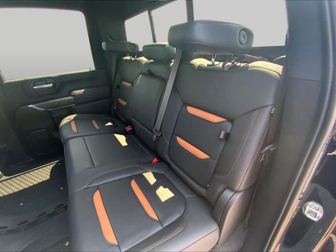 Used 2023 GMC Sierra 2500 AT4 w/ AT4 Premium Plus Package AWD/4WD image 21