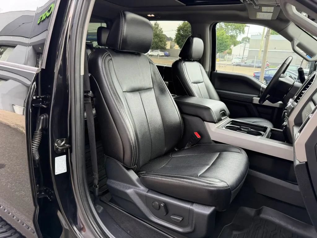 Used 2021 Ford F350 Lariat AWD/4WD image 43
