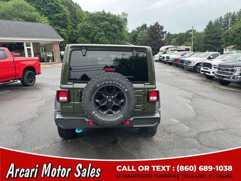 Used 2023 Jeep Wrangler Unlimited w/ Sun & Screen Package AWD/4WD image 4