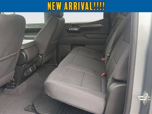 Used 2024 Chevrolet Silverado 1500 LT AWD/4WD image 30
