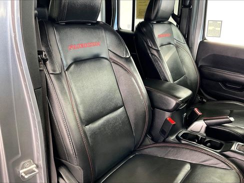 Used 2018 Jeep Wrangler Unlimited Rubicon AWD/4WD image 6