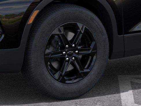 New 2025 Chevrolet Blazer LT image 9