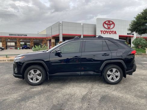 Used 2025 Toyota RAV4 XLE w/ Convenience Package AWD/4WD image 8