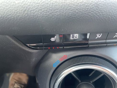 Used 2024 Chevrolet Blazer LT FWD image 14