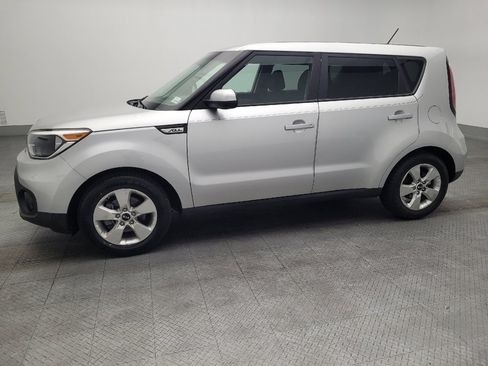 Used 2019 Kia Soul image 2