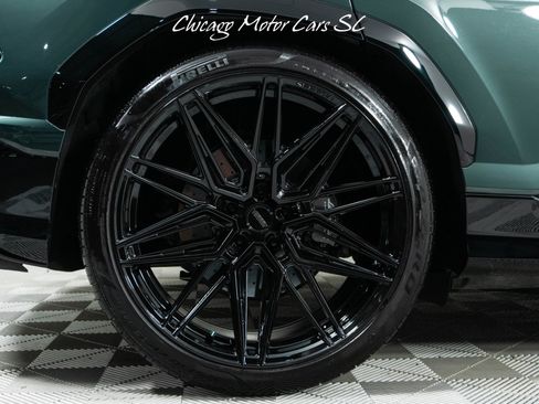 Used 2021 Lamborghini Urus AWD/4WD image 13
