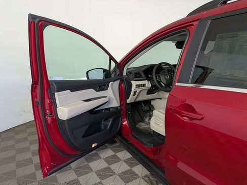 New 2026 Honda Odyssey EX-L image 12