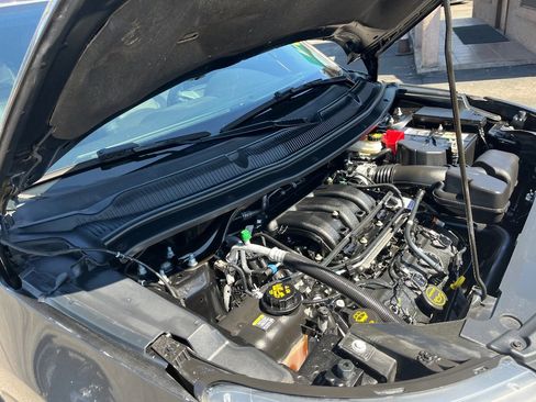 Used 2018 Ford Explorer Limited FWD image 42