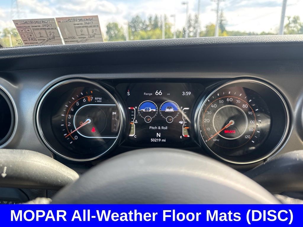 Used 2021 Jeep Gladiator Sport AWD/4WD image 17