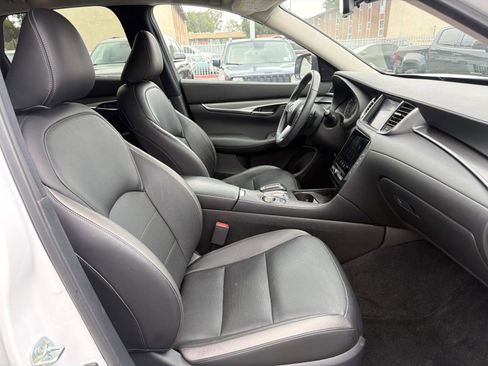 Used 2023 INFINITI QX50 Luxe image 30
