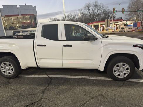 Used 2022 Toyota Tundra SR image 1