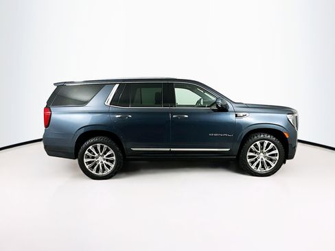 Used 2021 GMC Yukon Denali w/ Denali Premium Package image 10