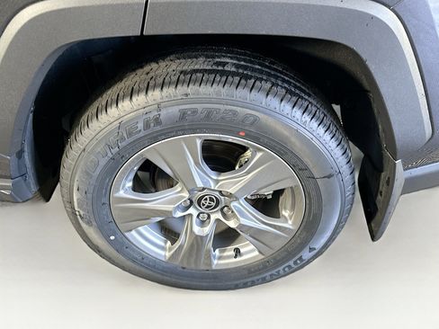 Used 2025 Toyota RAV4 XLE w/ Convenience Package FWD image 11