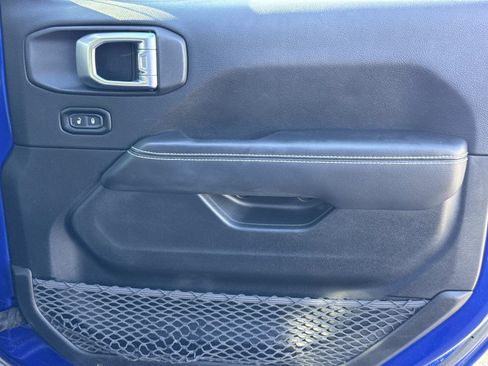 Used 2020 Jeep Wrangler Unlimited Sahara w/ Dual Top Group image 22