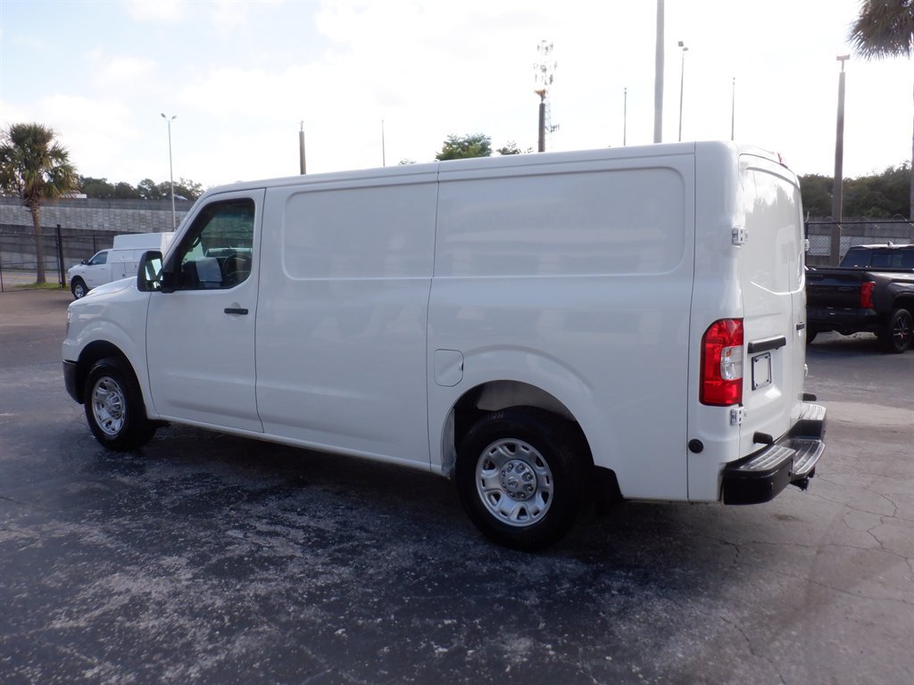 Used 2021 Nissan NV 1500 SV RWD image 3