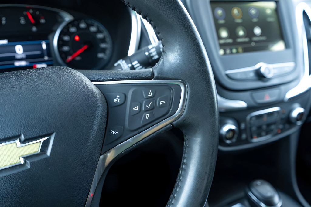 Used 2019 Chevrolet Equinox LT FWD image 21