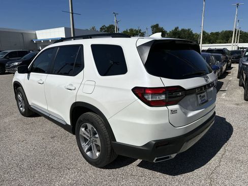 New 2026 Honda Pilot EX-L image 6