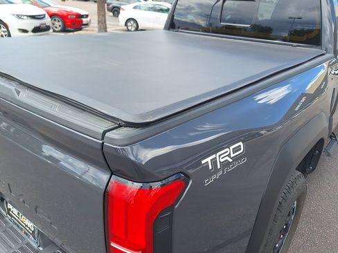Used 2025 Toyota Tacoma TRD Off-Road w/ TRD Off Road Upgrade Package AWD/4WD image 30
