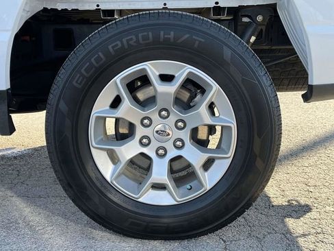 Used 2023 Ford F150 XLT image 11