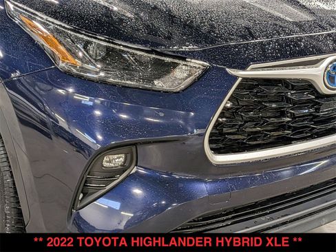 Used 2022 Toyota Highlander XLE image 18