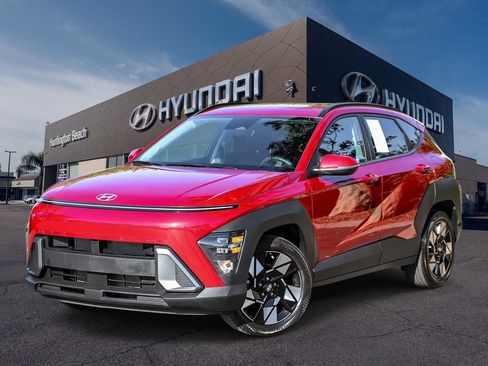 Used 2024 Hyundai Kona SEL FWD image 1