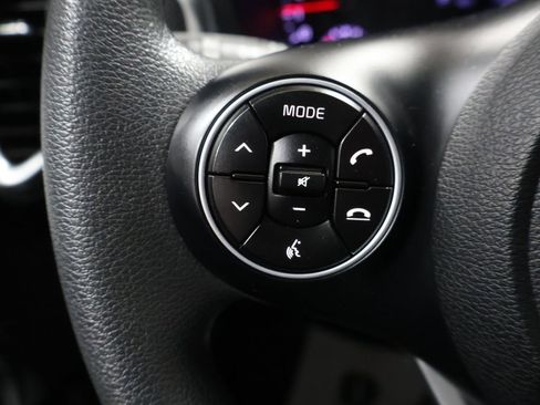 Used 2021 Kia Soul LX image 31