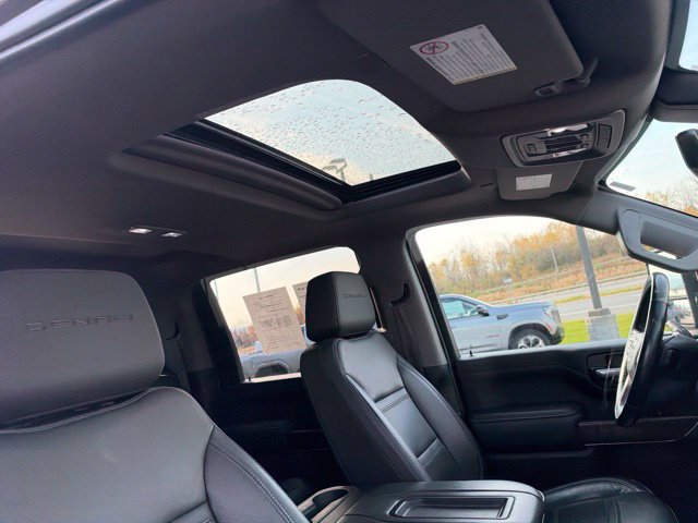 Used 2022 GMC Sierra 2500 Denali w/ Denali Ultimate Package AWD/4WD image 13