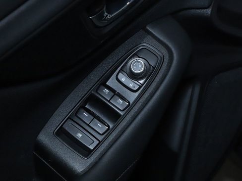 Used 2024 Subaru Outback Premium AWD/4WD image 18