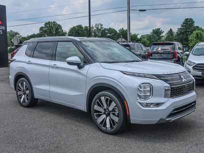 New 2025 Mitsubishi Outlander SEL