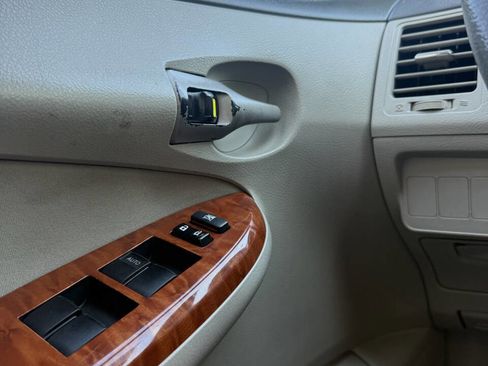 Used 2009 Toyota Corolla XLE image 15