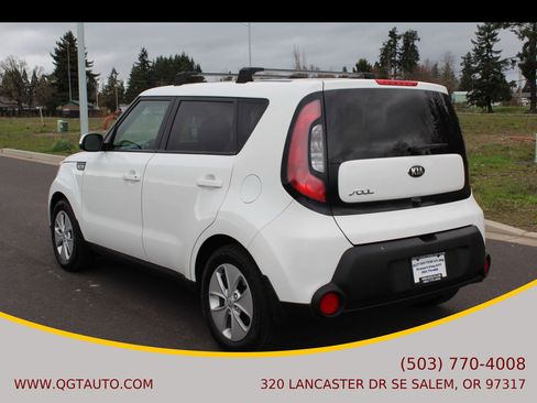 Used 2016 Kia Soul w/ Convenience Package FWD image 3