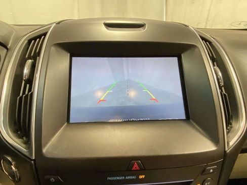 Used 2015 Ford Edge Titanium w/ Equipment Group 301A image 17