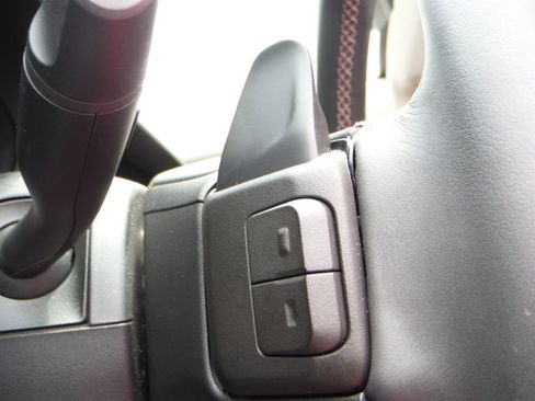Used 2023 Buick Envision Avenir AWD/4WD image 26