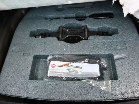 Used 2021 Nissan Altima 2.5 SR FWD image 12