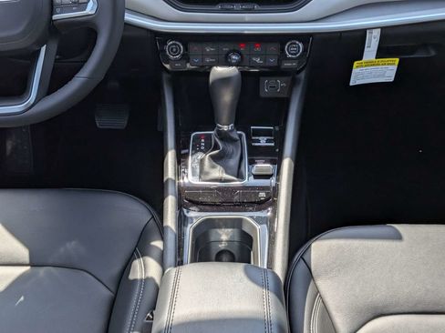 New 2026 Jeep Compass Limited AWD/4WD image 19