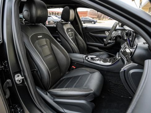 Used 2019 Mercedes-Benz E 63 AMG S image 43