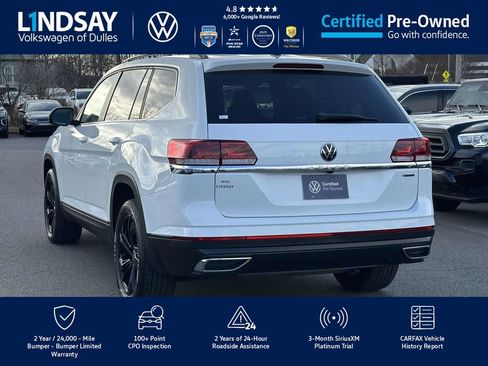 Certified 2023 Volkswagen Atlas SE w/ Black Wheel Package image 5