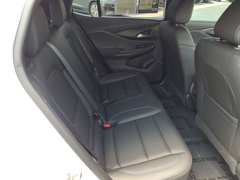 Used 2024 Buick Envista Sport Touring w/ Convenience I Package FWD image 13