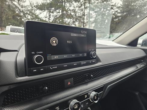 Certified 2023 Honda CR-V LX image 24