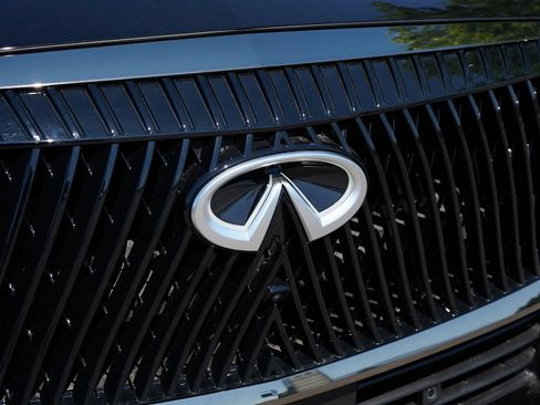 New 2026 INFINITI QX80 Autograph AWD/4WD image 3