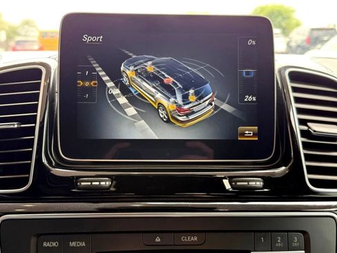 Used 2019 Mercedes-Benz GLS 450 4MATIC image 56