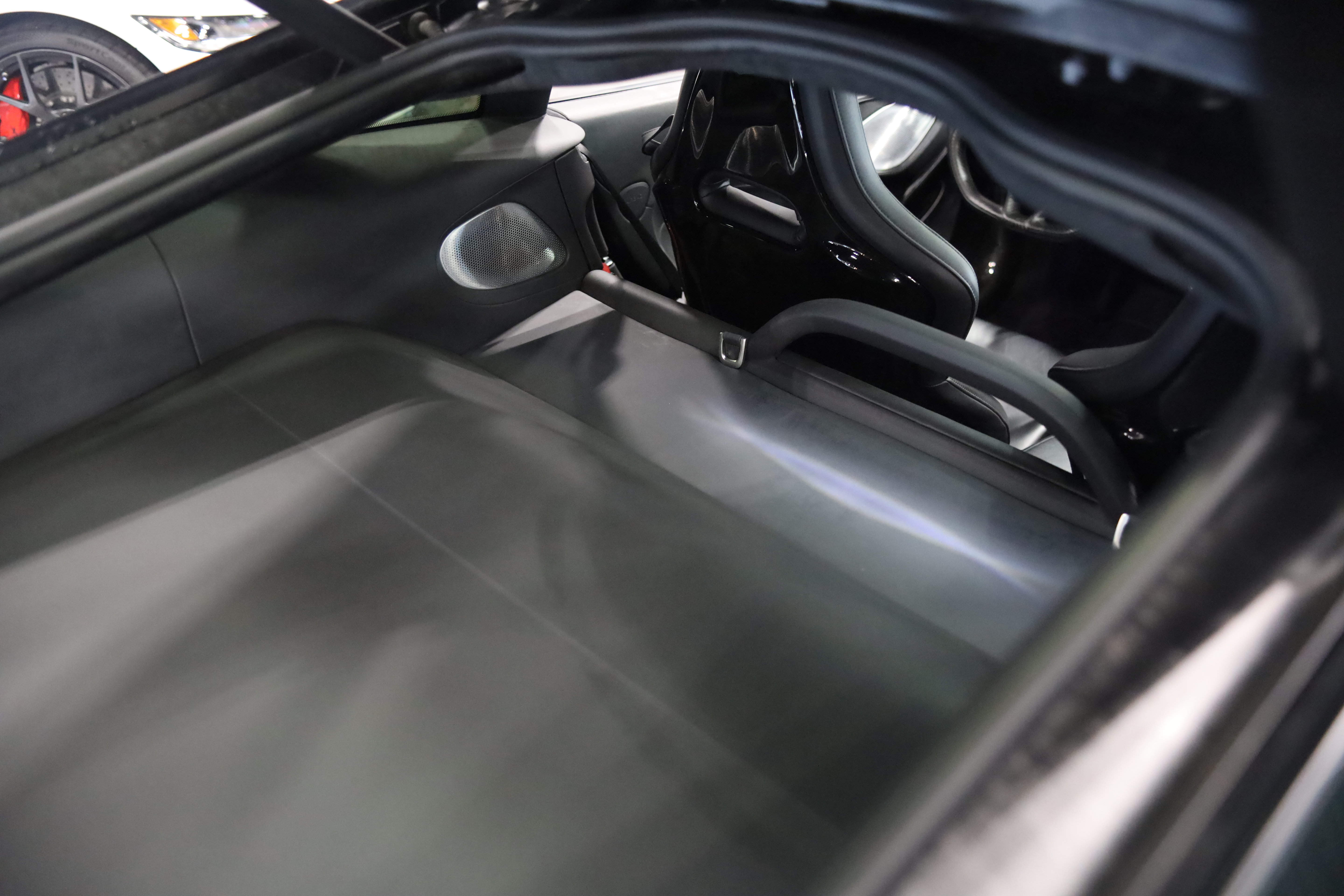 Used 2023 McLaren GT RWD image 9