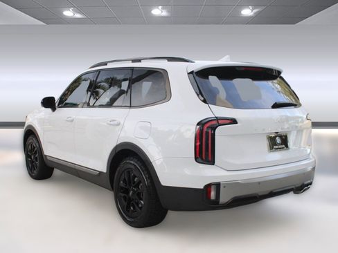 Used 2023 Kia Telluride SX Prestige X-Pro image 3
