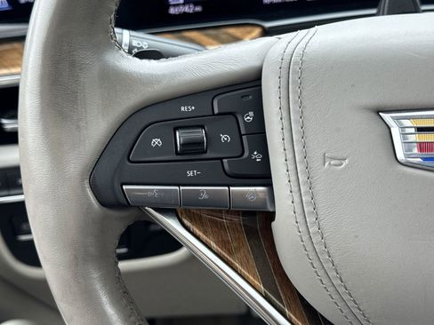 Used 2023 Cadillac Escalade ESV Sport Platinum image 19