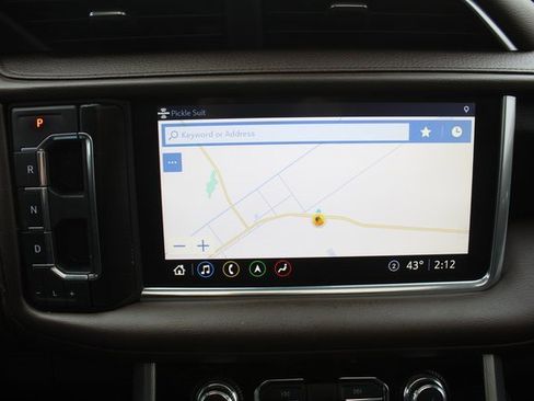 Used 2021 GMC Yukon Denali w/ Denali Premium Package image 32