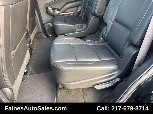 Used 2017 Chevrolet Tahoe LT w/ LT Signature Package image 41