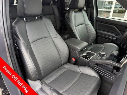 Used 2024 Toyota Tacoma TRD Off-Road w/ TRD Off Road Premium Package AWD/4WD image 11