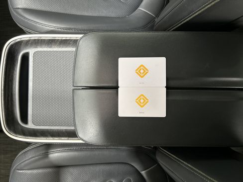 Used 2022 Rivian R1T Launch Edition AWD/4WD image 29