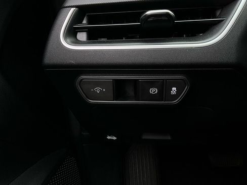 Used 2025 Kia K4 LXS image 21